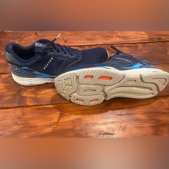 New Balance 890’s Boston Marathon edition. - Picture 2 of 4